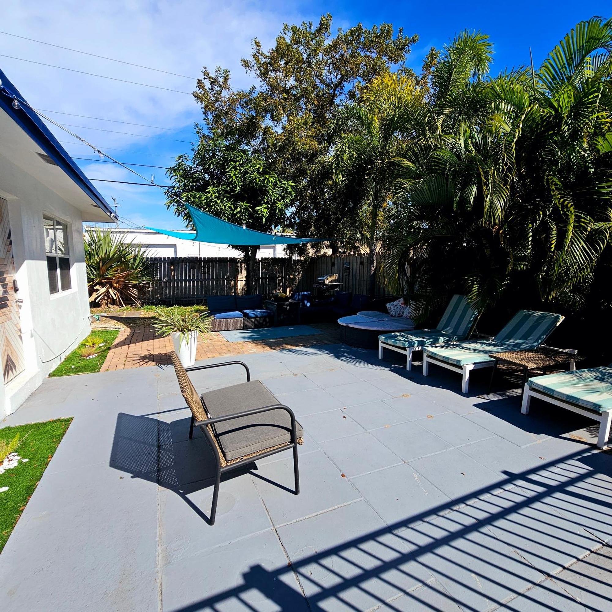 Equipped House W Pool & Patios, Near The Beaches, Prime Location- Ideal For Small Families, Coastal Haven Fort Lauderdale Zewnętrze zdjęcie