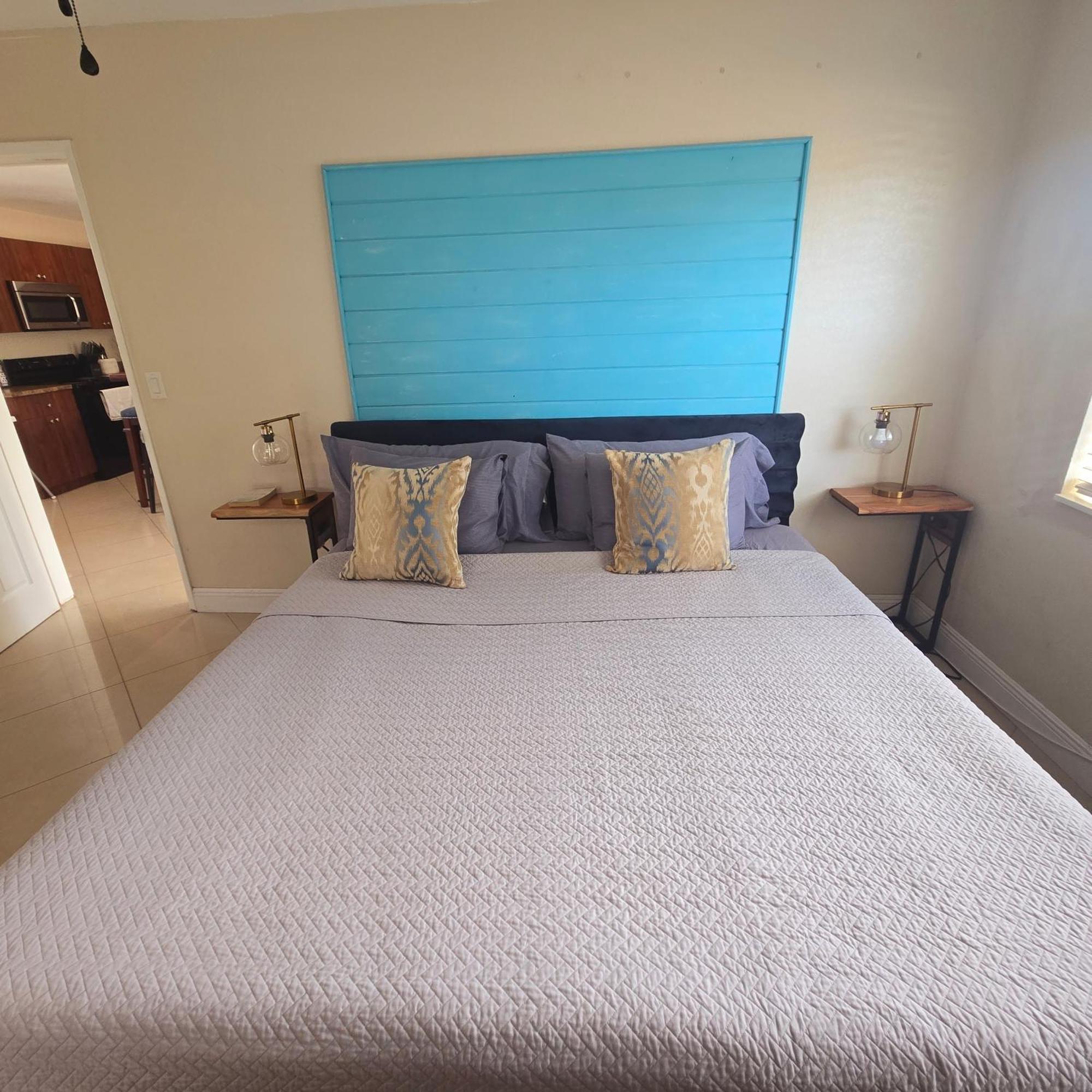 Equipped House W Pool & Patios, Near The Beaches, Prime Location- Ideal For Small Families, Coastal Haven Fort Lauderdale Zewnętrze zdjęcie