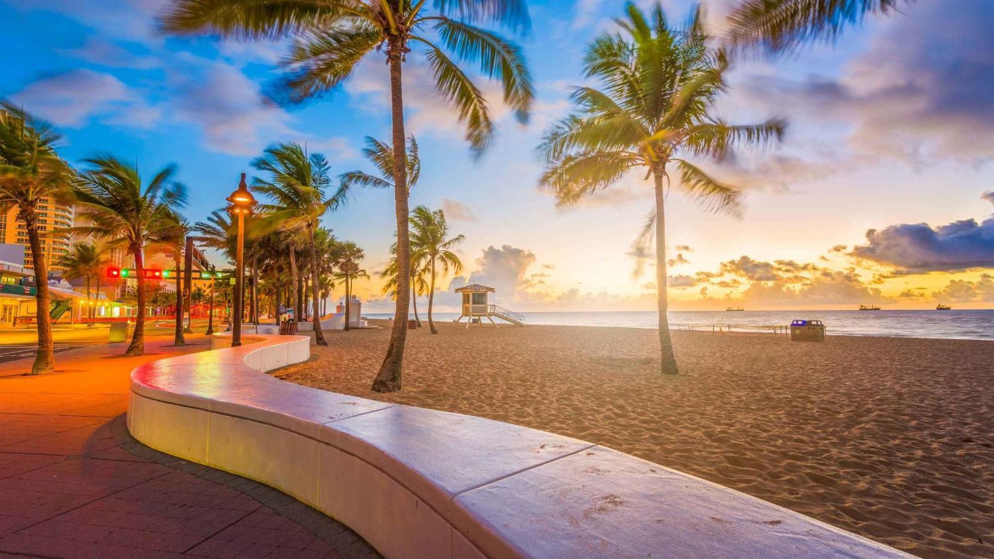 Equipped House W Pool & Patios, Near The Beaches, Prime Location- Ideal For Small Families, Coastal Haven Fort Lauderdale Zewnętrze zdjęcie
